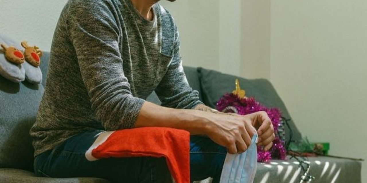 Quarantined this holiday season? Keep mental health intact with these tips to deal with isolation, sadness