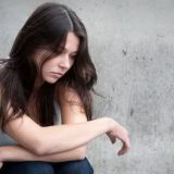 Self-Harm: अगर आप भी खुद को चोट पहुंचाते हैं तो एक्‍सपर्ट की ये सलाह जरूर पढ़ें